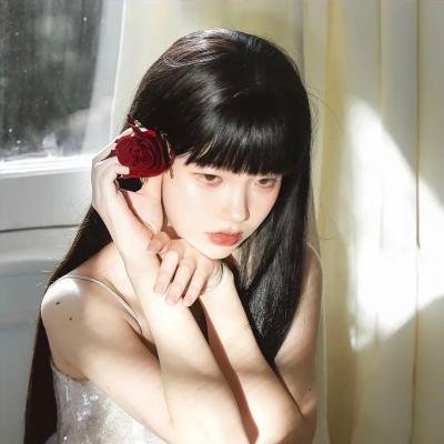 和阿姨谈心后,我开启了攻略系统